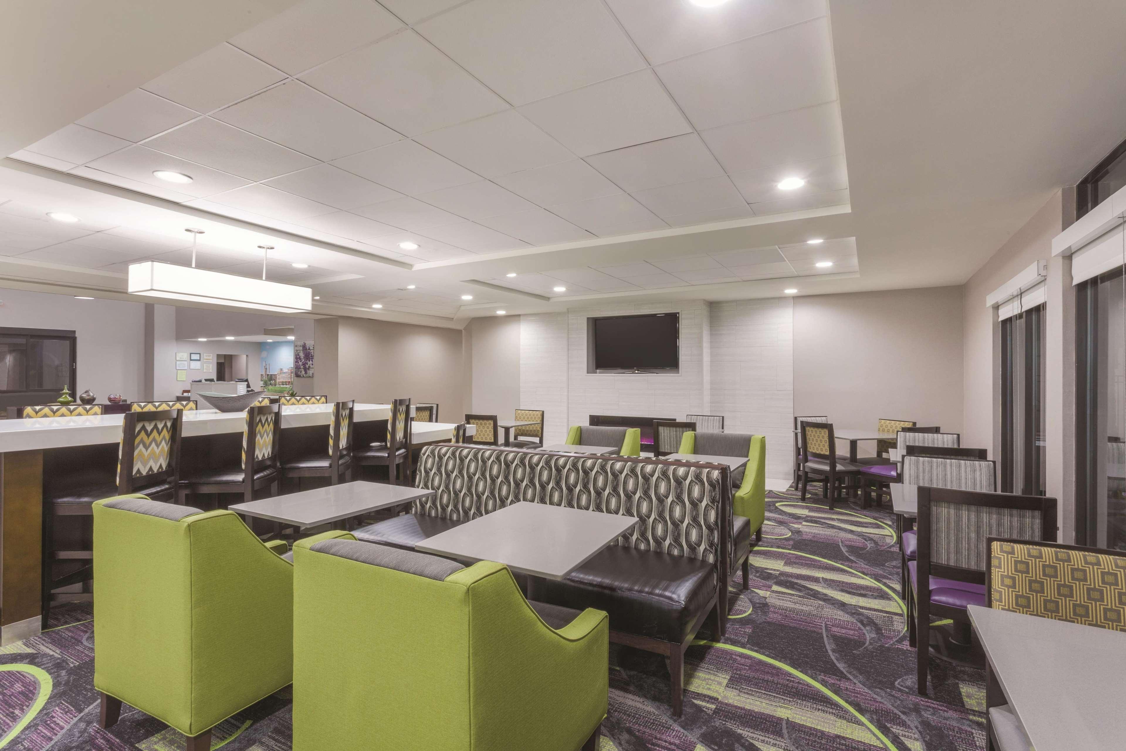 La Quinta By Wyndham Columbus North Hotel Luaran gambar