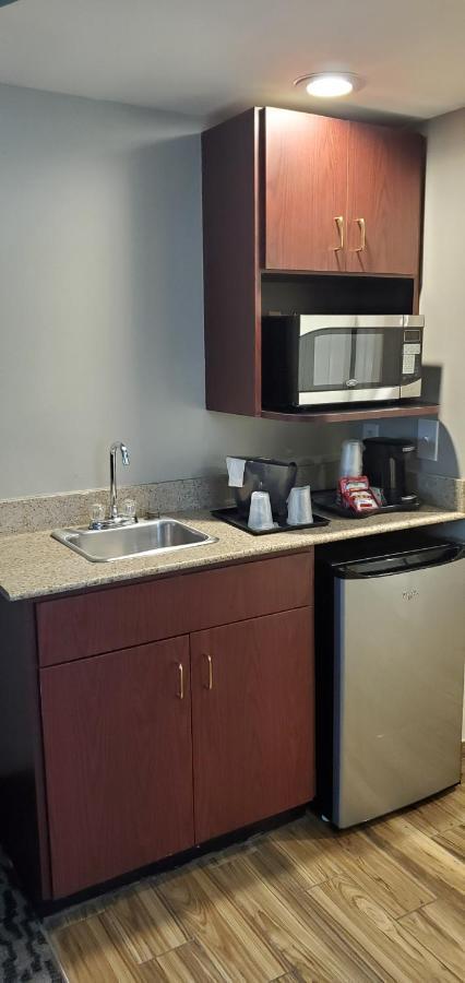 La Quinta By Wyndham Columbus North Hotel Luaran gambar